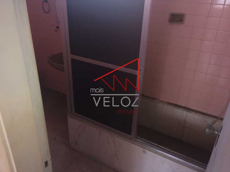 Apartamento à venda com 4 quartos, 300m² - Foto 17