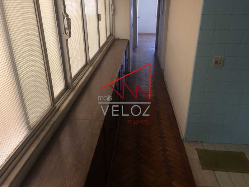 Apartamento à venda com 4 quartos, 300m² - Foto 26