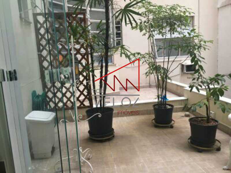 Apartamento à venda com 2 quartos, 120m² - Foto 1