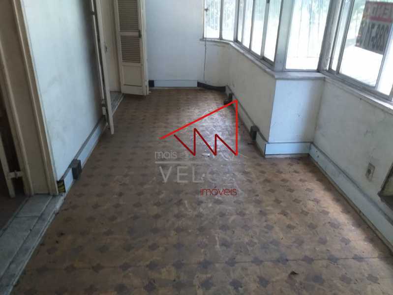 Apartamento à venda com 3 quartos, 220m² - Foto 7