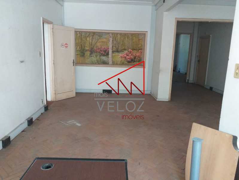 Apartamento à venda com 3 quartos, 220m² - Foto 10