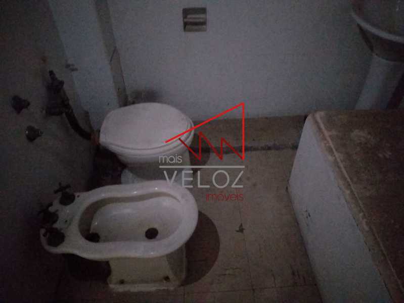 Apartamento à venda com 3 quartos, 220m² - Foto 18