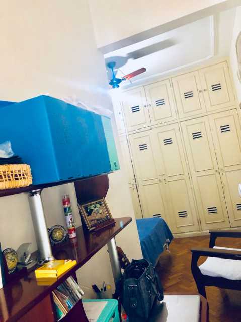 Apartamento à venda com 2 quartos, 70m² - Foto 7