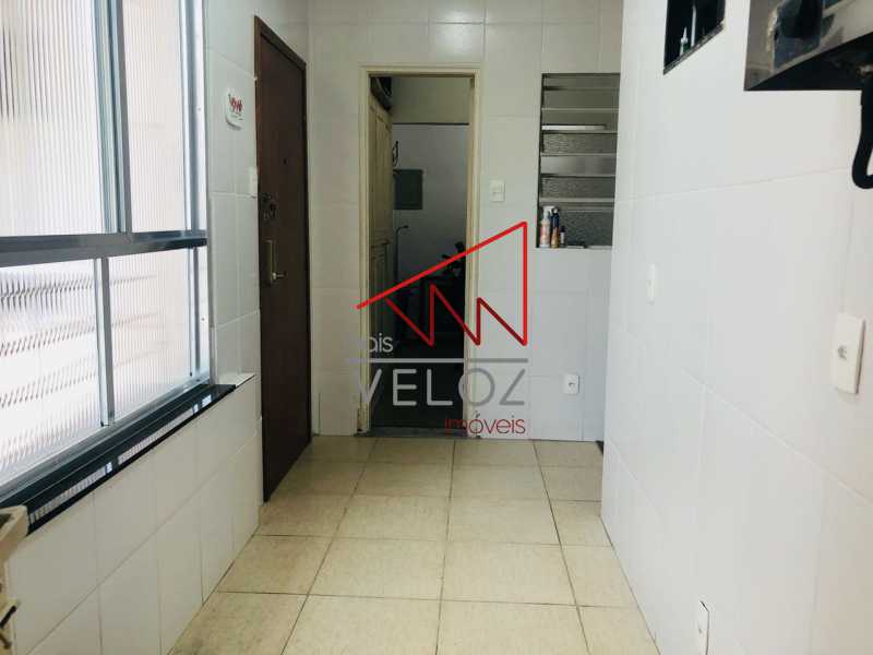 Apartamento à venda com 4 quartos, 252m² - Foto 18