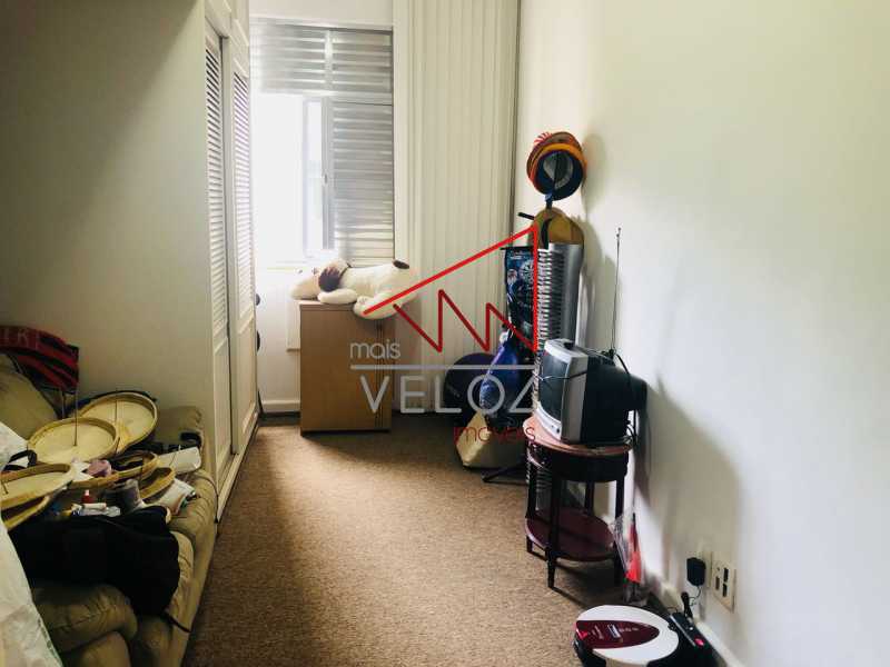 Apartamento à venda com 4 quartos, 252m² - Foto 14