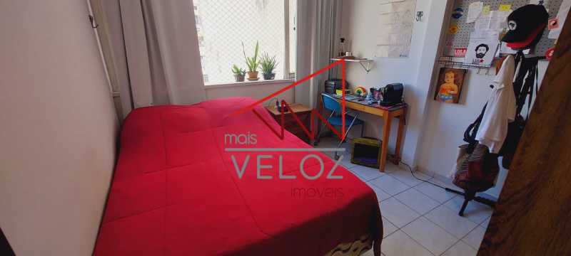 Apartamento à venda com 3 quartos, 107m² - Foto 18