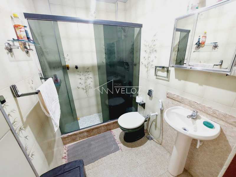 Apartamento à venda com 2 quartos, 65m² - Foto 19