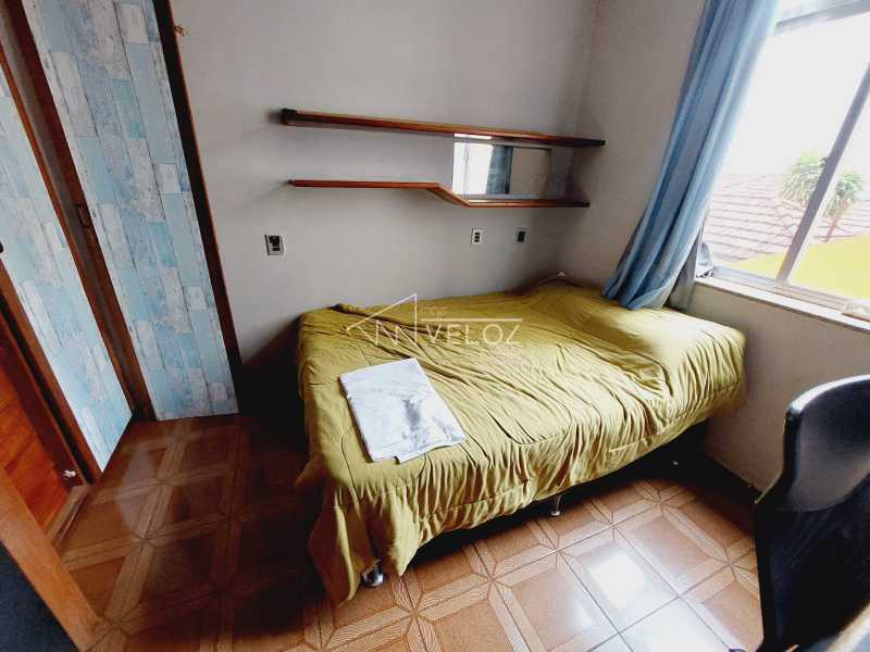 Apartamento à venda com 2 quartos, 65m² - Foto 13