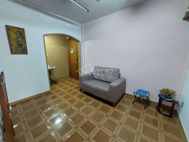 Apartamento à venda com 2 quartos, 65m² - Foto 3