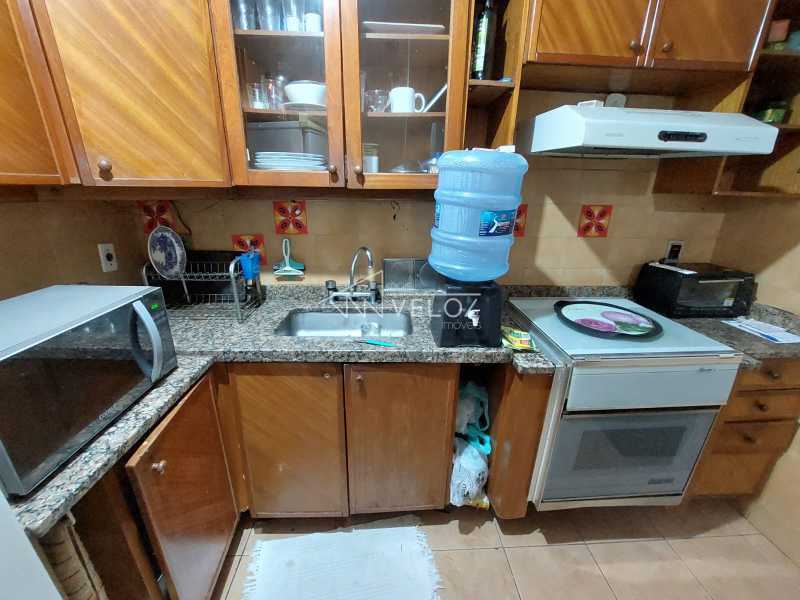 Apartamento à venda com 2 quartos, 65m² - Foto 15