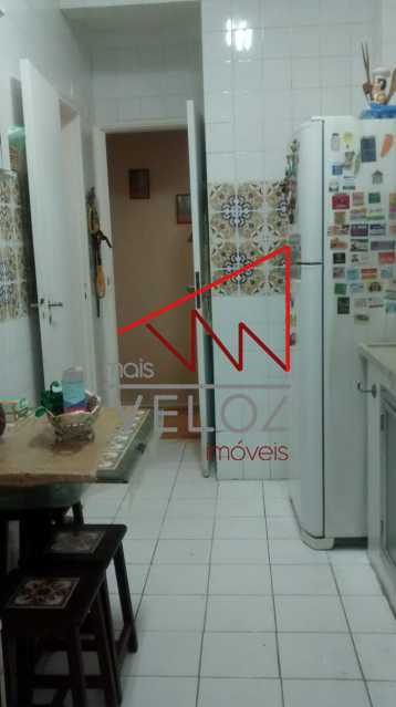 Apartamento à venda com 2 quartos, 75m² - Foto 31