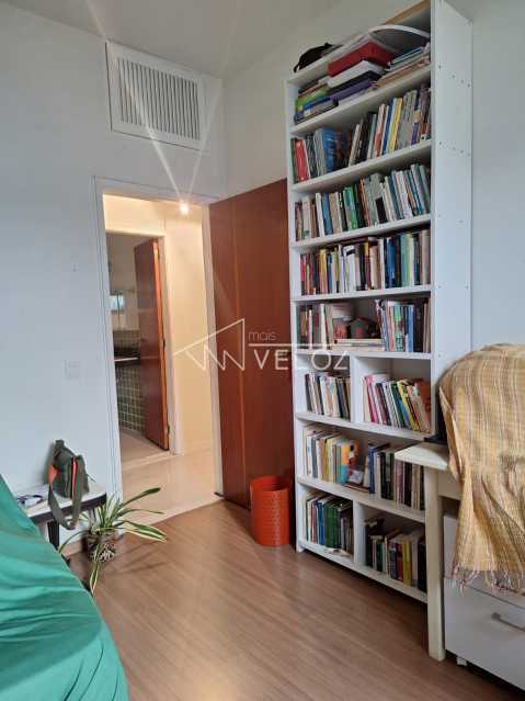 Apartamento à venda com 3 quartos, 225m² - Foto 1