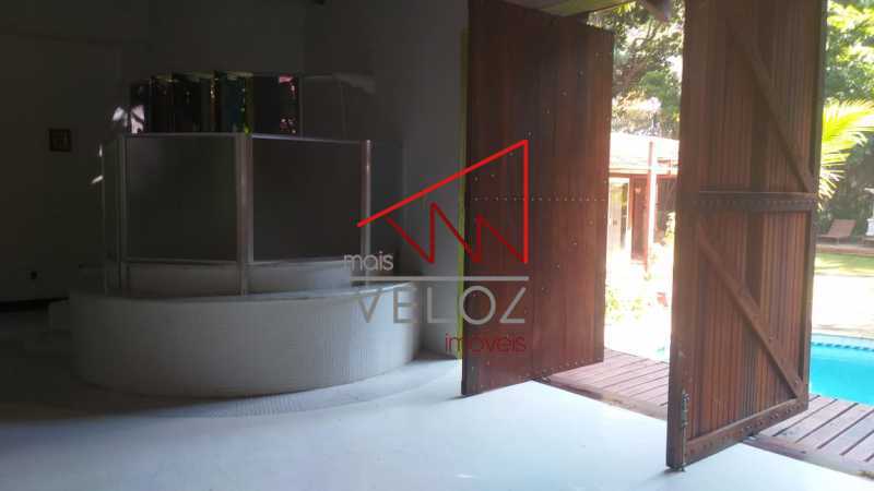 Casa à venda com 5 quartos, 250m² - Foto 7