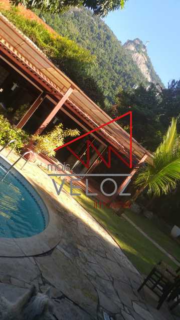 Casa à venda com 5 quartos, 250m² - Foto 21