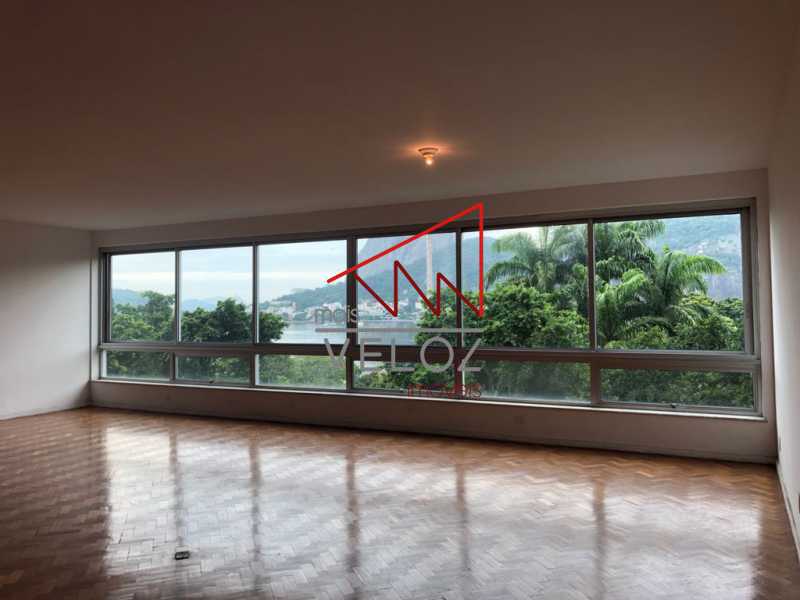 Apartamento à venda com 4 quartos, 280m² - Foto 1