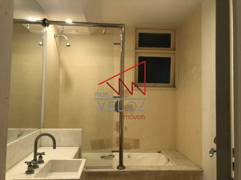 Apartamento à venda com 4 quartos, 280m² - Foto 20