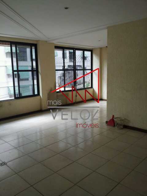 Apartamento à venda com 1 quarto, 65m² - Foto 15