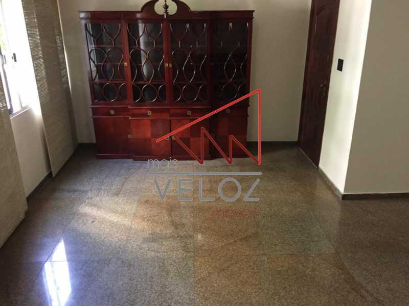 Apartamento à venda com 3 quartos, 120m² - Foto 2