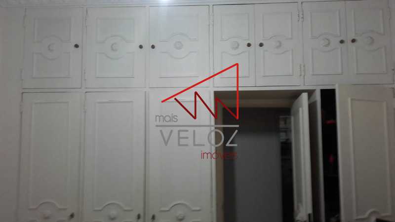 Apartamento à venda com 3 quartos, 140m² - Foto 2