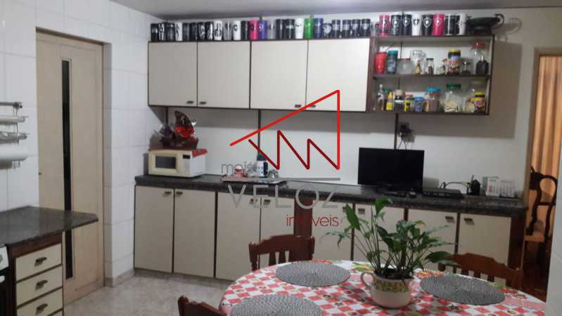 Casa à venda com 4 quartos, 382m² - Foto 15