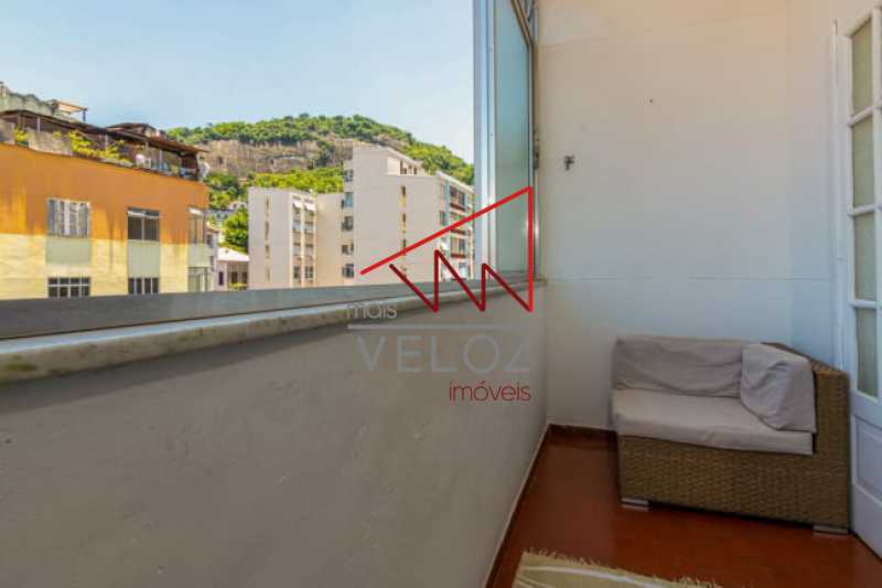 Apartamento à venda com 1 quarto, 44m² - Foto 2