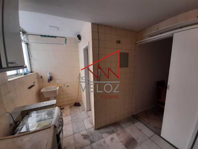 Apartamento à venda com 1 quarto, 60m² - Foto 15