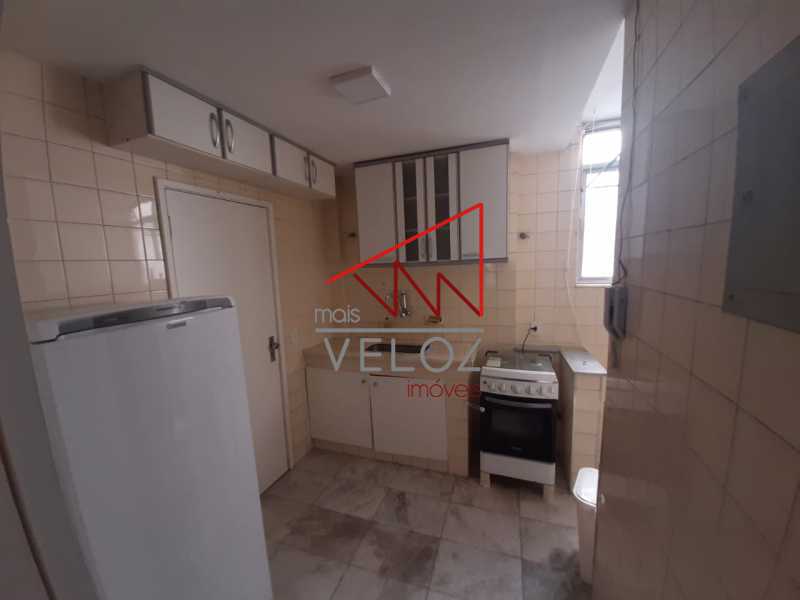 Apartamento à venda com 1 quarto, 60m² - Foto 10