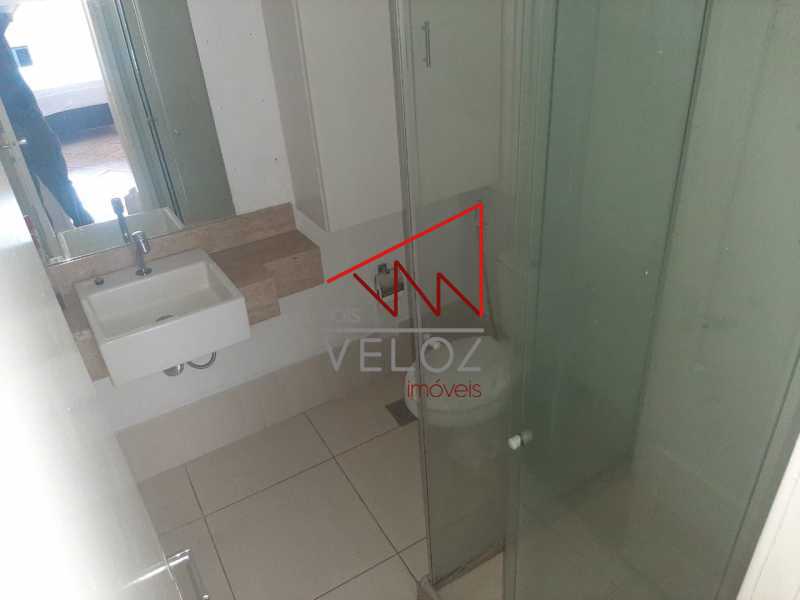 Apartamento à venda com 1 quarto, 60m² - Foto 23