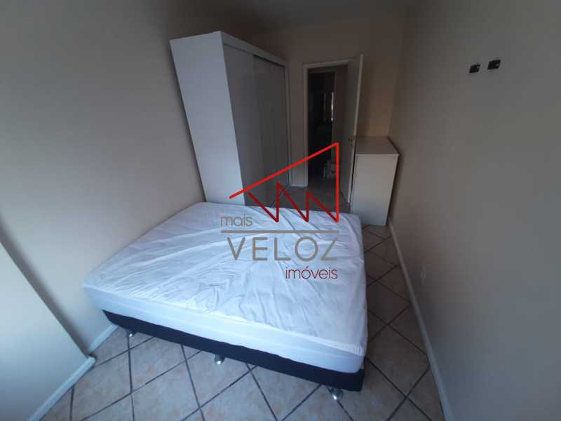 Apartamento à venda com 1 quarto, 60m² - Foto 19