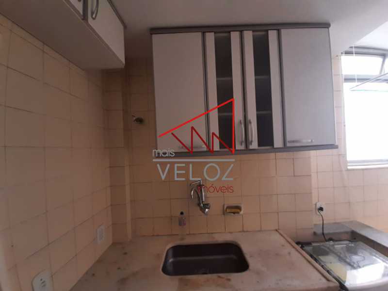 Apartamento à venda com 1 quarto, 60m² - Foto 14