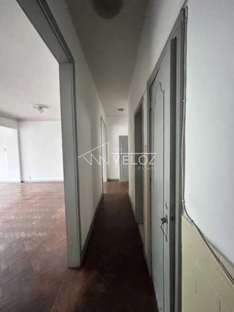 Apartamento à venda com 3 quartos, 147m² - Foto 19