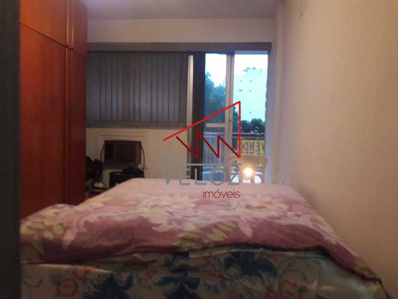 Apartamento à venda com 1 quarto, 62m² - Foto 9