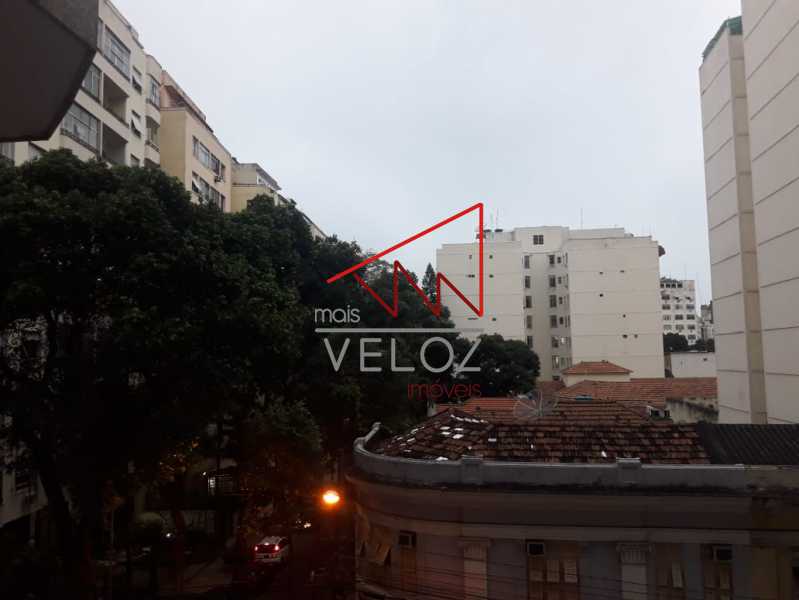 Apartamento à venda com 1 quarto, 62m² - Foto 2