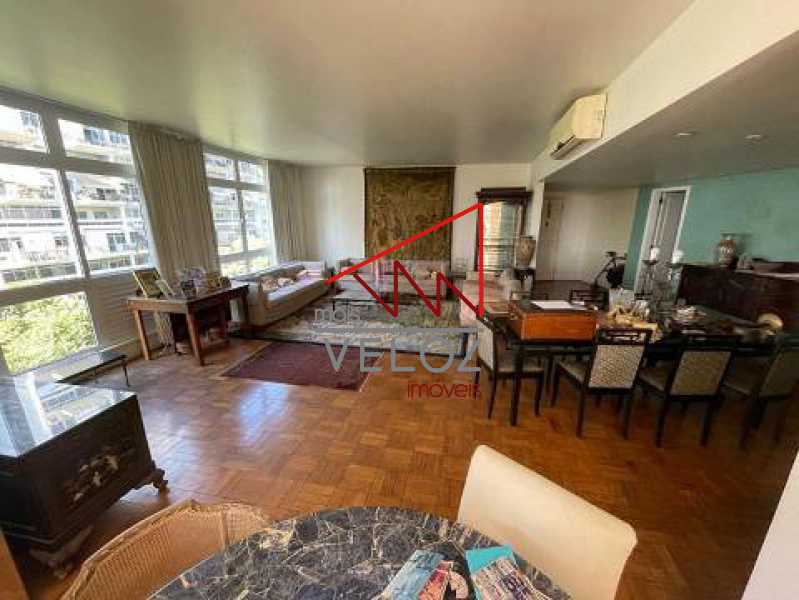 Apartamento à venda com 4 quartos, 230m² - Foto 3