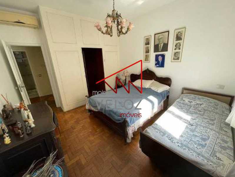 Apartamento à venda com 4 quartos, 230m² - Foto 12