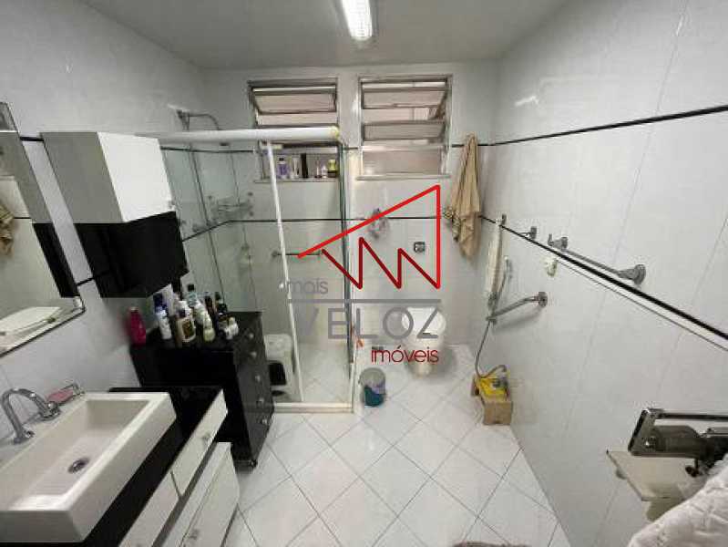 Apartamento à venda com 4 quartos, 230m² - Foto 16