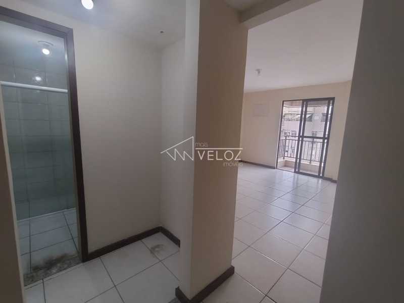 Apartamento à venda com 1 quarto, 67m² - Foto 2