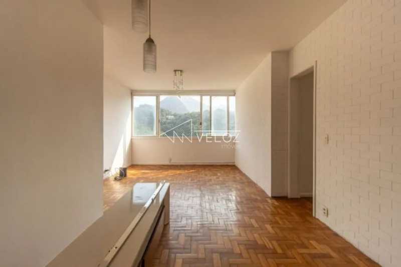 Apartamento à venda com 3 quartos, 92m² - Foto 2