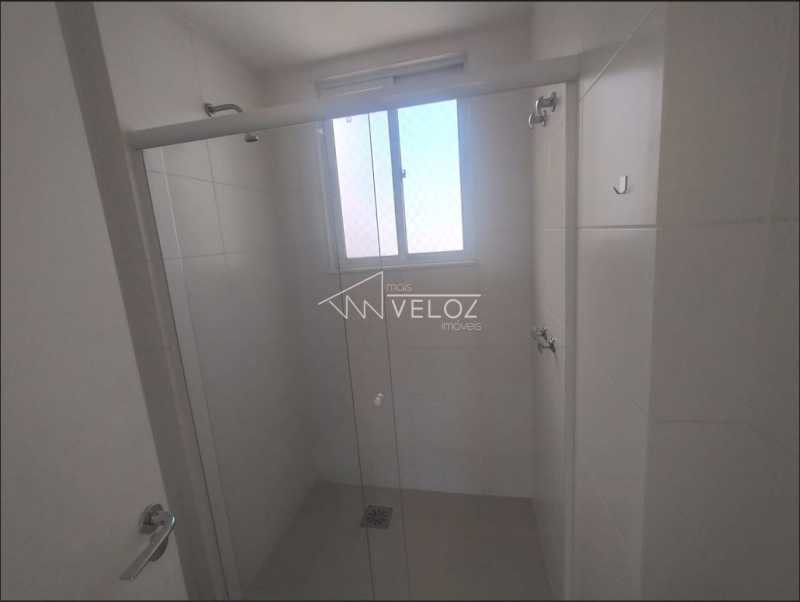 Apartamento à venda com 2 quartos, 69m² - Foto 13