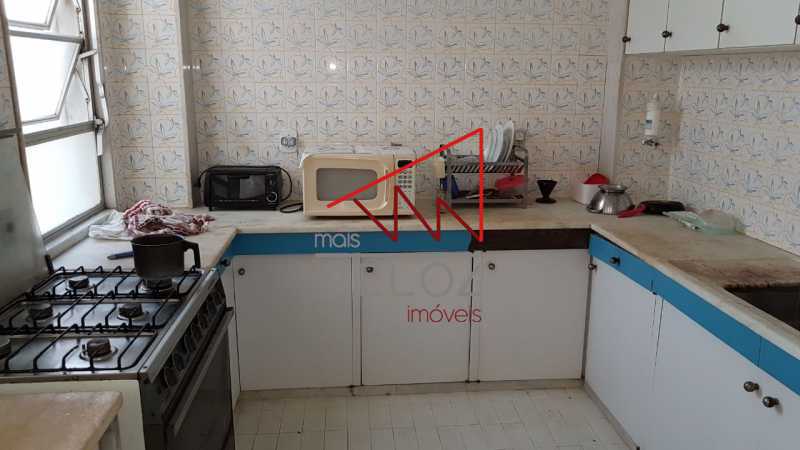 Apartamento à venda com 3 quartos, 210m² - Foto 14