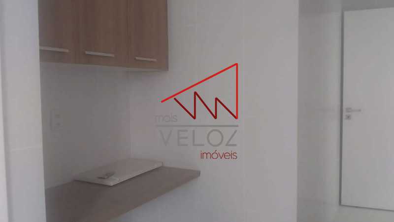 Apartamento à venda com 3 quartos, 98m² - Foto 12