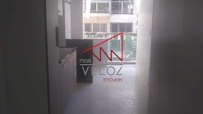 Apartamento à venda com 3 quartos, 98m² - Foto 14