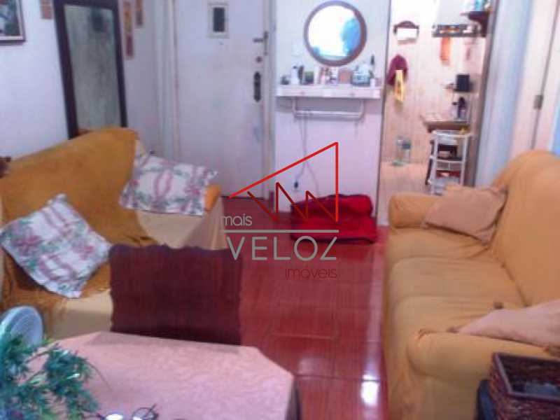 Apartamento à venda com 1 quarto, 49m² - Foto 2