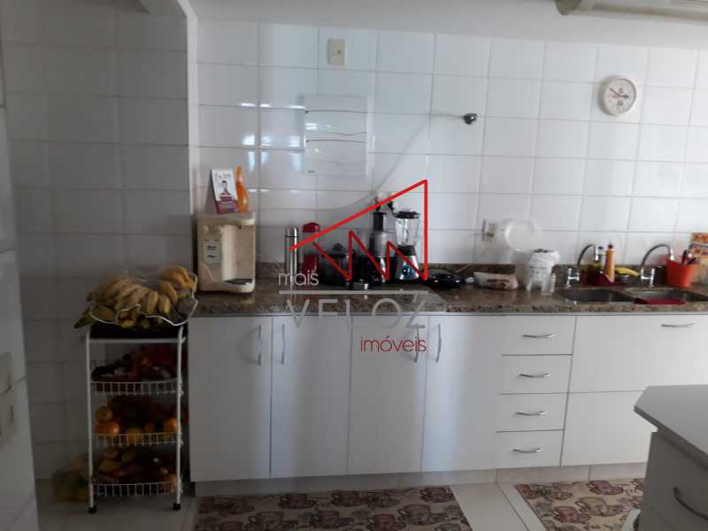 Apartamento à venda com 4 quartos, 175m² - Foto 15