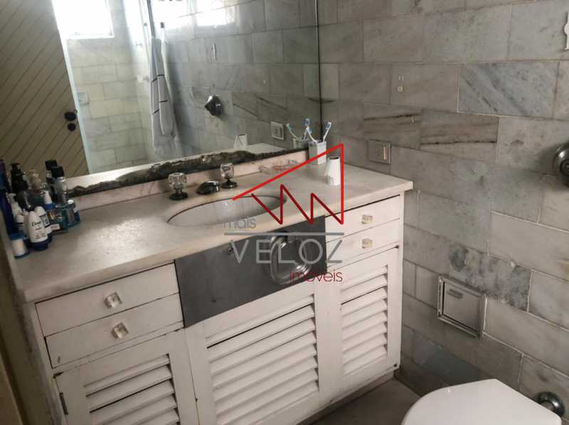 Apartamento à venda com 4 quartos, 200m² - Foto 16