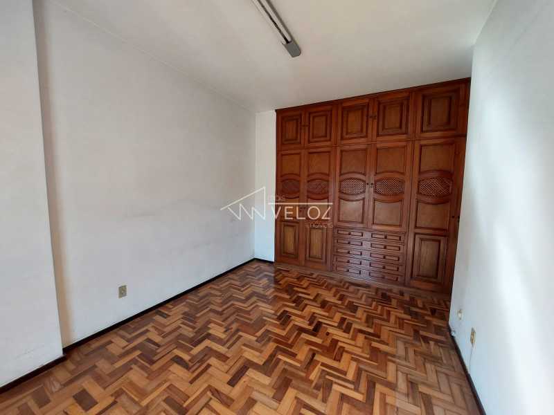 Apartamento à venda com 3 quartos, 113m² - Foto 10