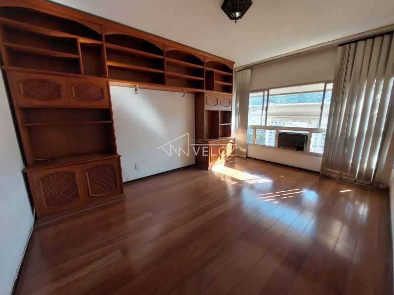 Apartamento à venda com 3 quartos, 113m² - Foto 1