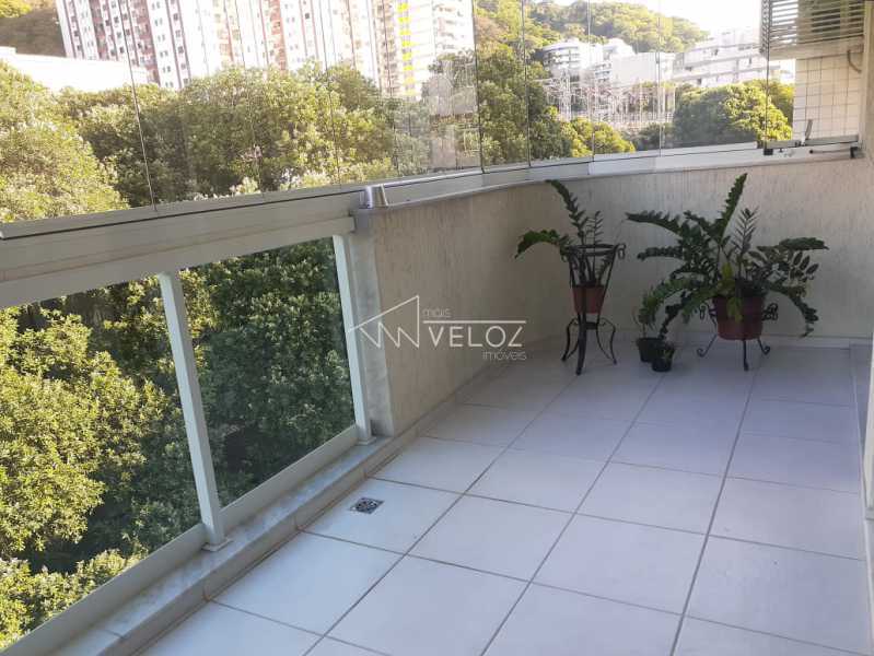 Apartamento à venda com 3 quartos, 103m² - Foto 1