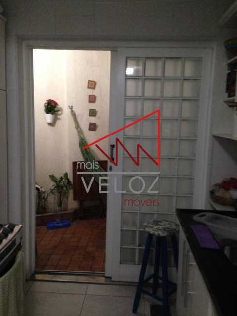 Apartamento à venda com 2 quartos, 90m² - Foto 3