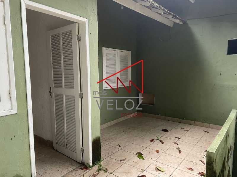 Casa à venda com 5 quartos, 136m² - Foto 8